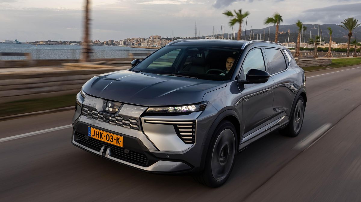 Jezdili jsme s horkou novinkou od Mitsubishi: Už to není průkopník, což je ale nakonec vlastně dobře